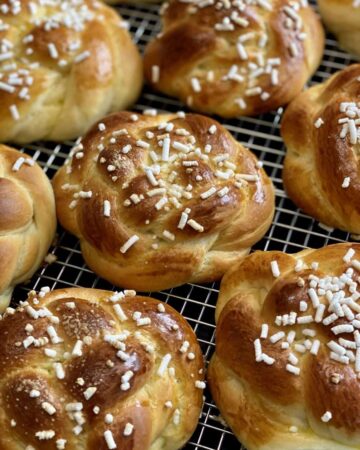 Brioche intrecciate