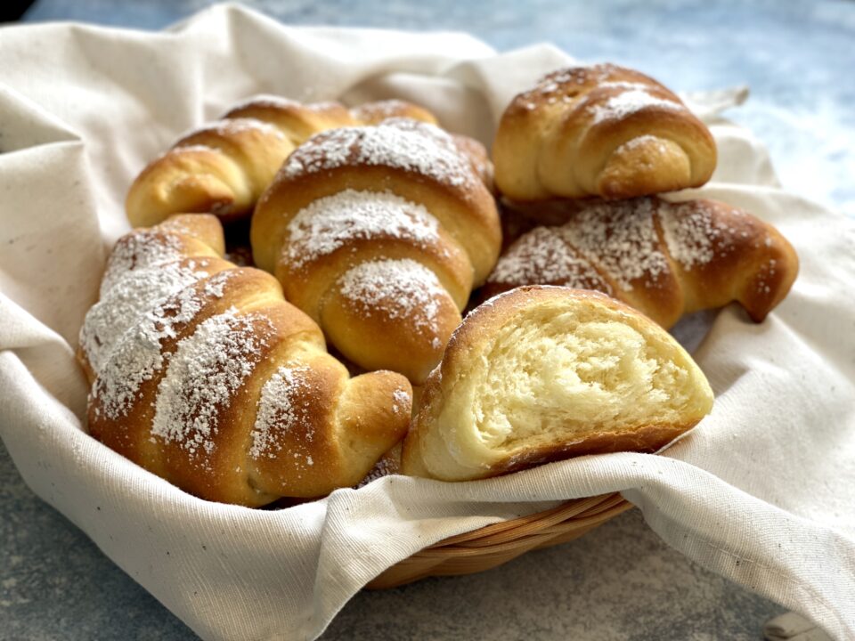 cornetti con ricotta