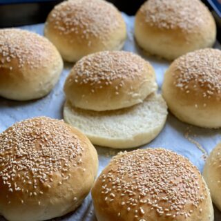 burger buns