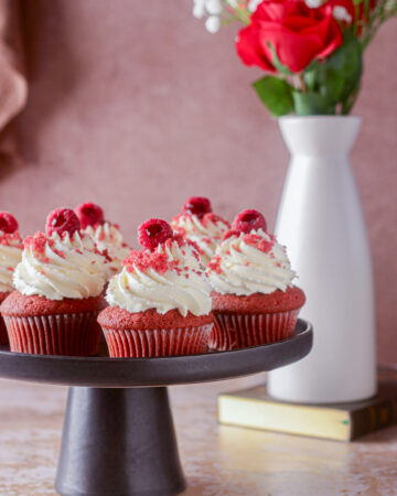 Red velvet cup cake