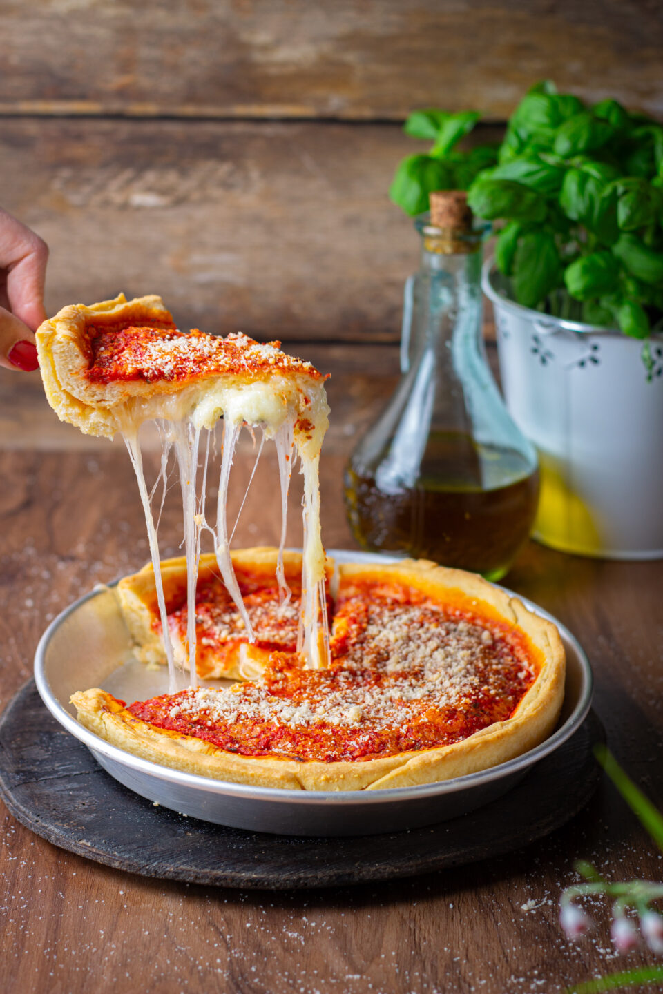 deep dish pizza