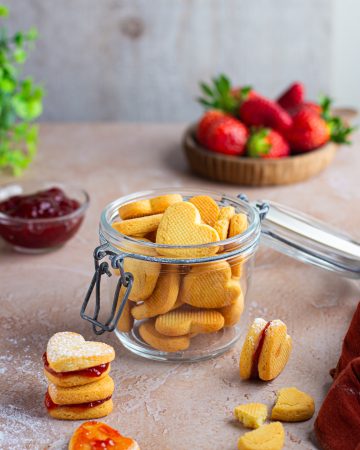 Biscotti di pasta frolla morbida.